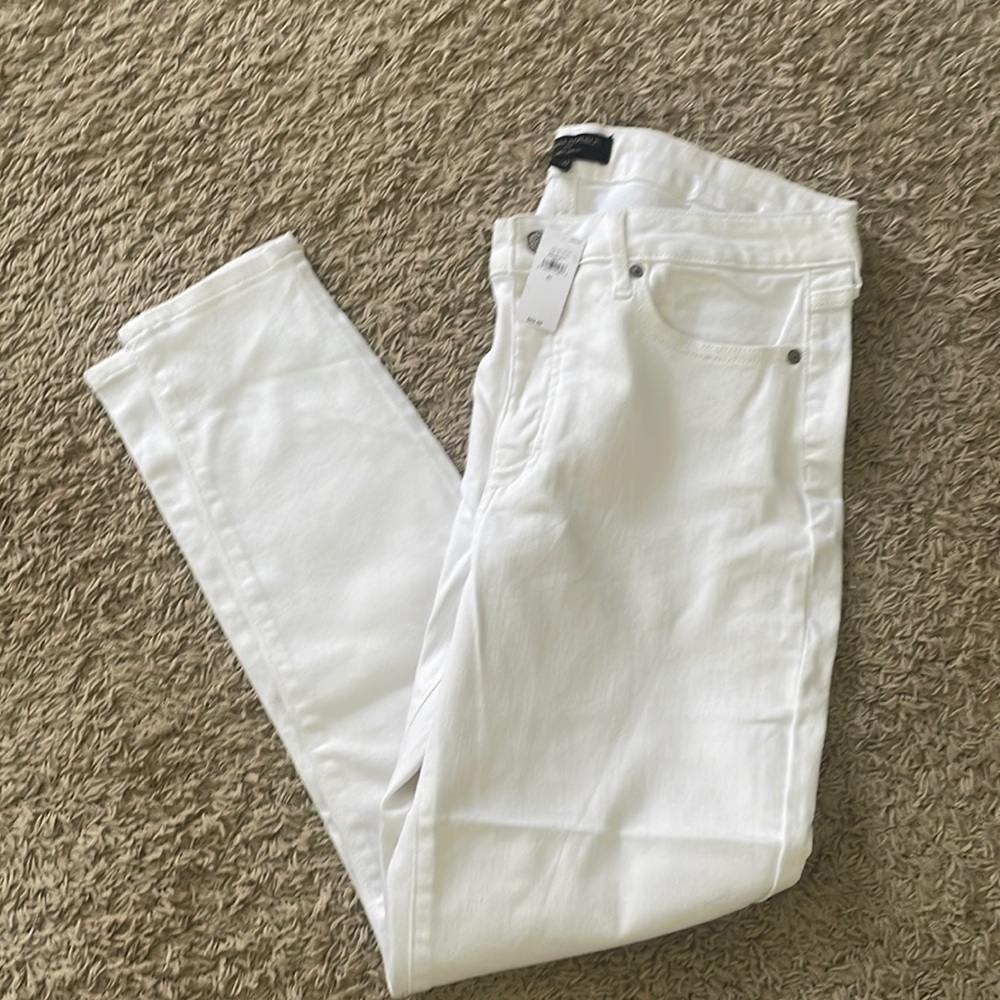 NWT Womens Banana Republic Curvy Skinny White Jeans